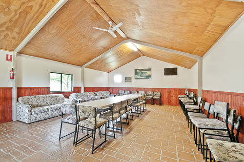 Warragul Gardens Holiday Park Exterior photo